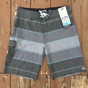 Billabong Recycler Pro Striped Board Shorts Size 28 BRAND NEW WITH THE TAGS
